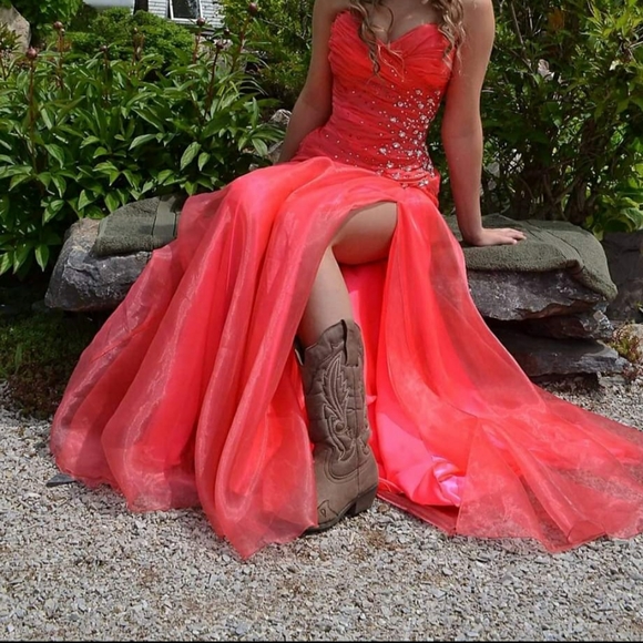 Strapless Graduation/Prom Dress - Picture 3 of 3